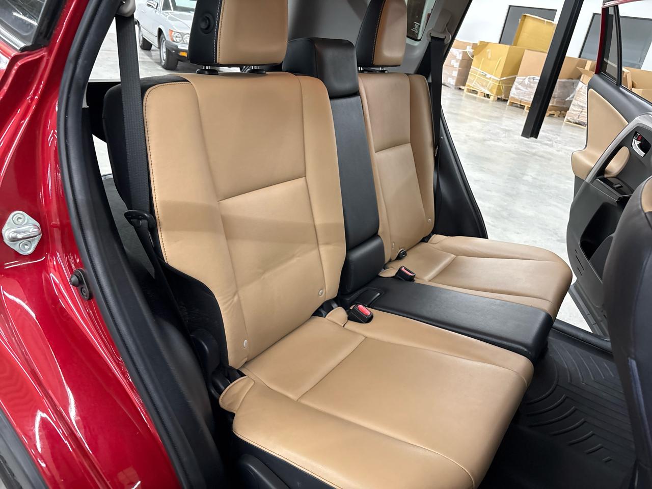 Toyota RAV4 FWD 4dr Limited (Natl) 2016