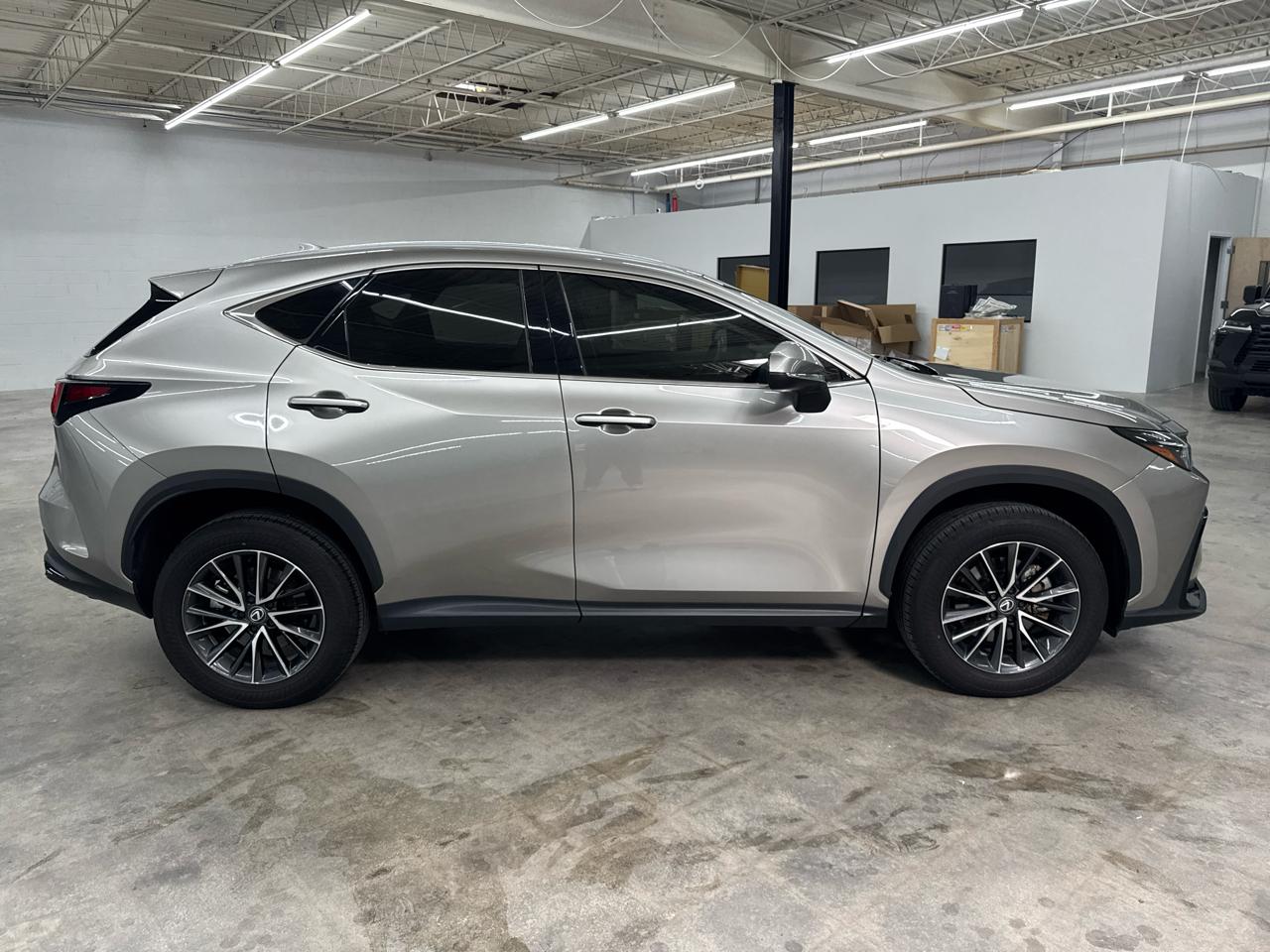 Lexus NX NX 350h Premium AWD 2024