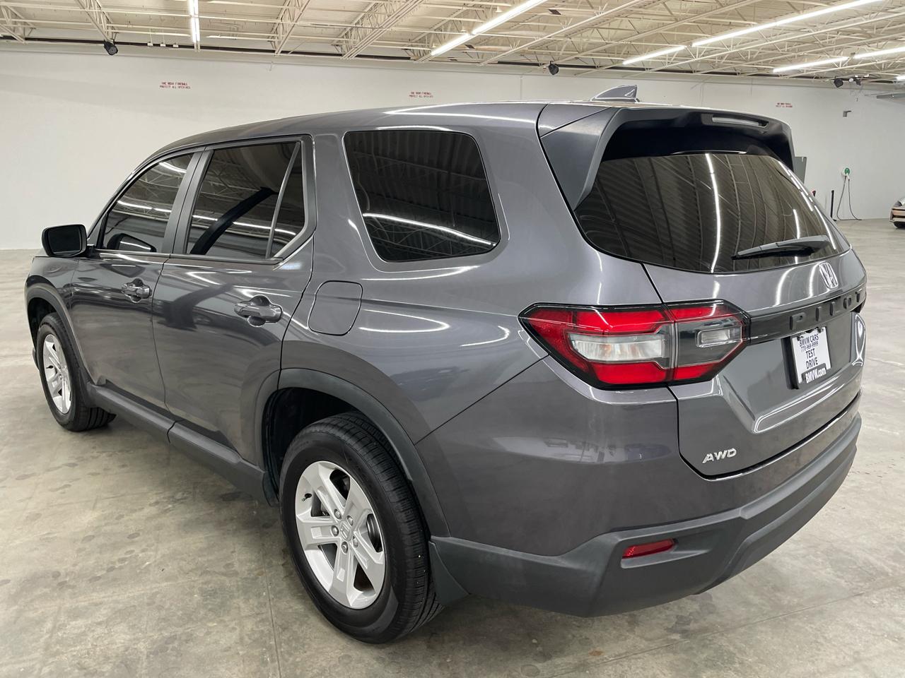 Honda Pilot LX AWD 2023