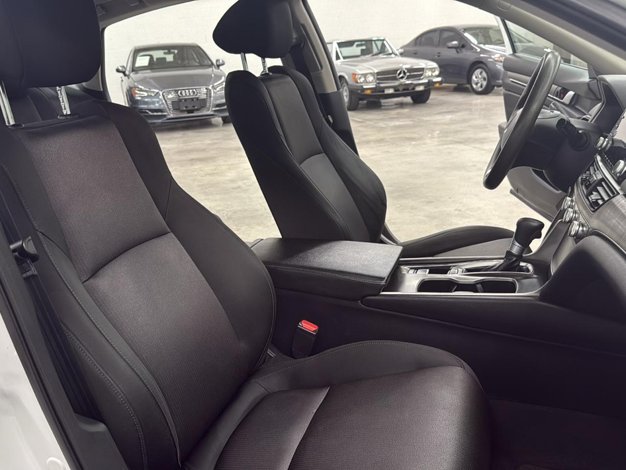 Honda Accord Sedan LX 1.5T CVT 2020