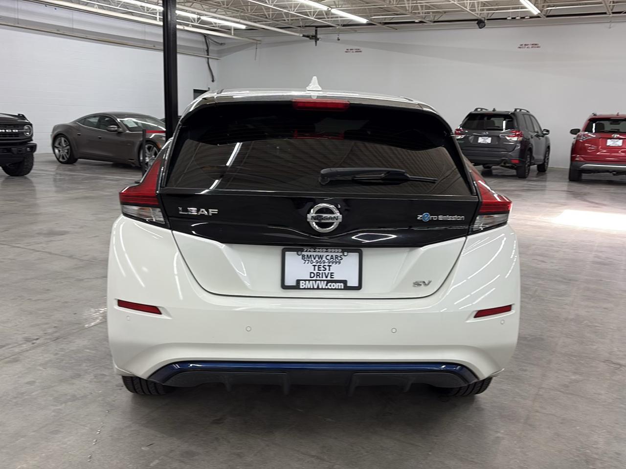 Nissan Leaf SV Hatchback 2020