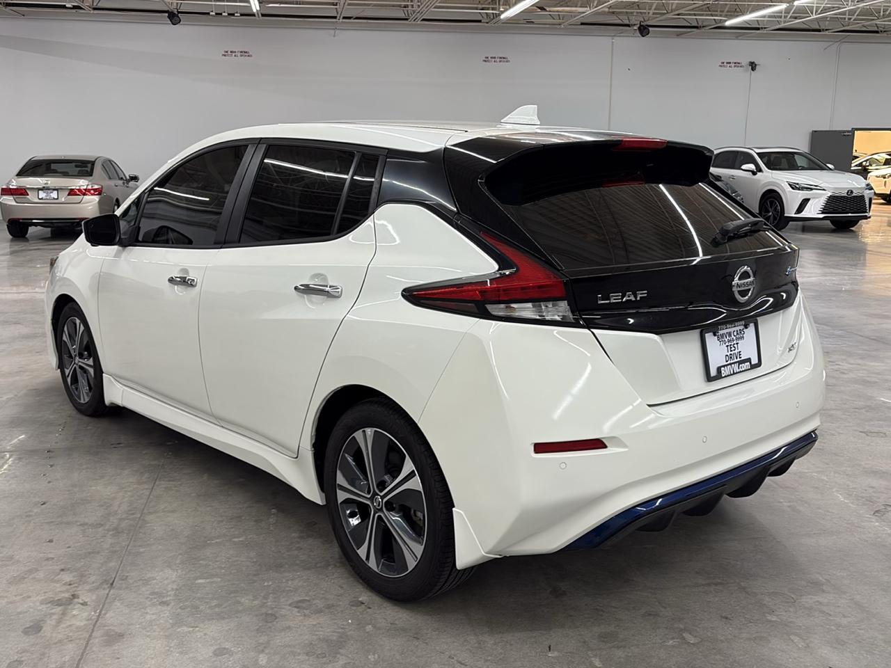Nissan Leaf SV Hatchback 2020