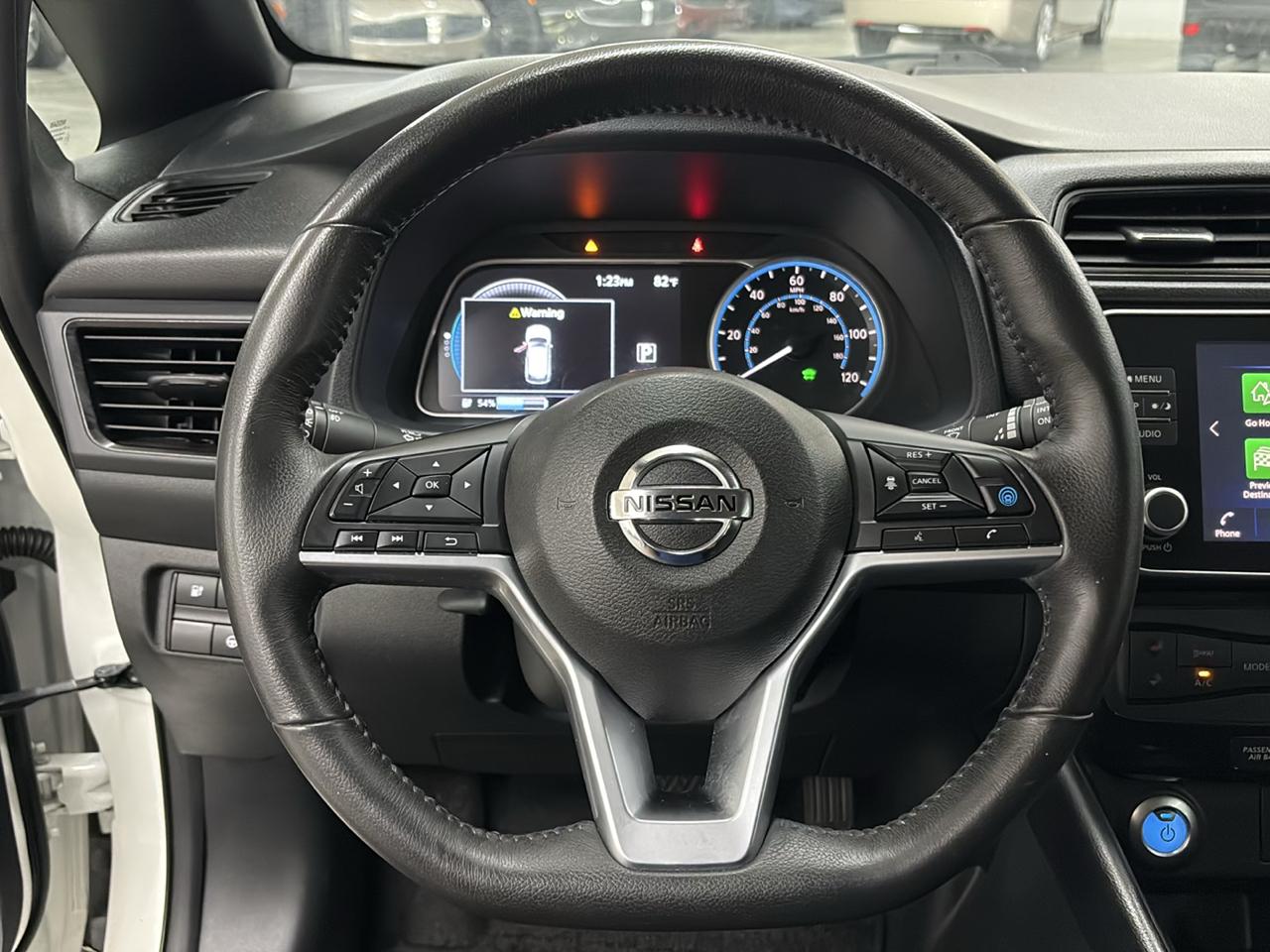 Nissan Leaf SV Hatchback 2020