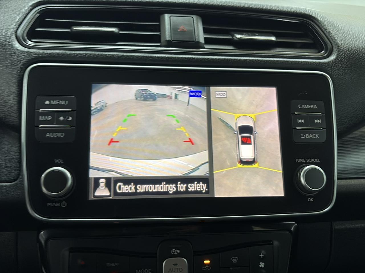 Nissan Leaf SV Hatchback 2020