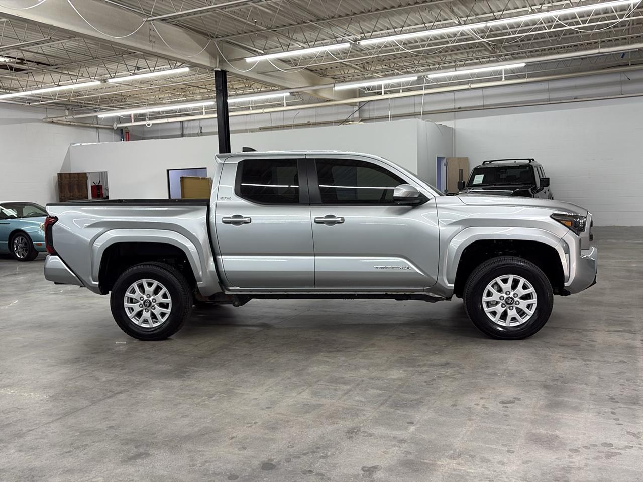 Toyota Tacoma 4WD TRD Off Road Double Cab 5' Bed MT (Natl) 2024