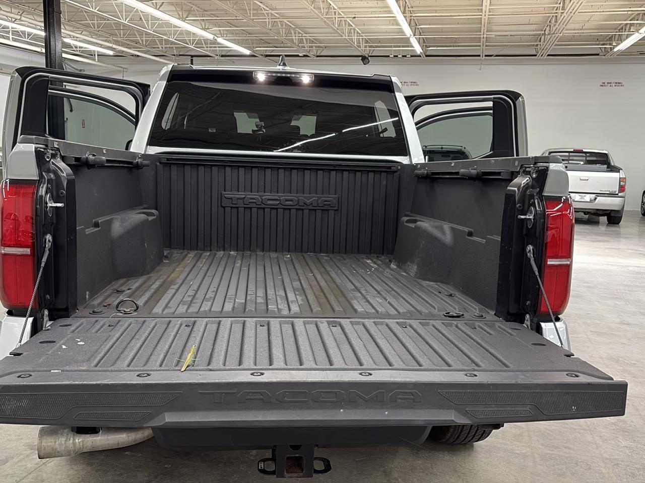 Toyota Tacoma 4WD TRD Off Road Double Cab 5' Bed MT (Natl) 2024
