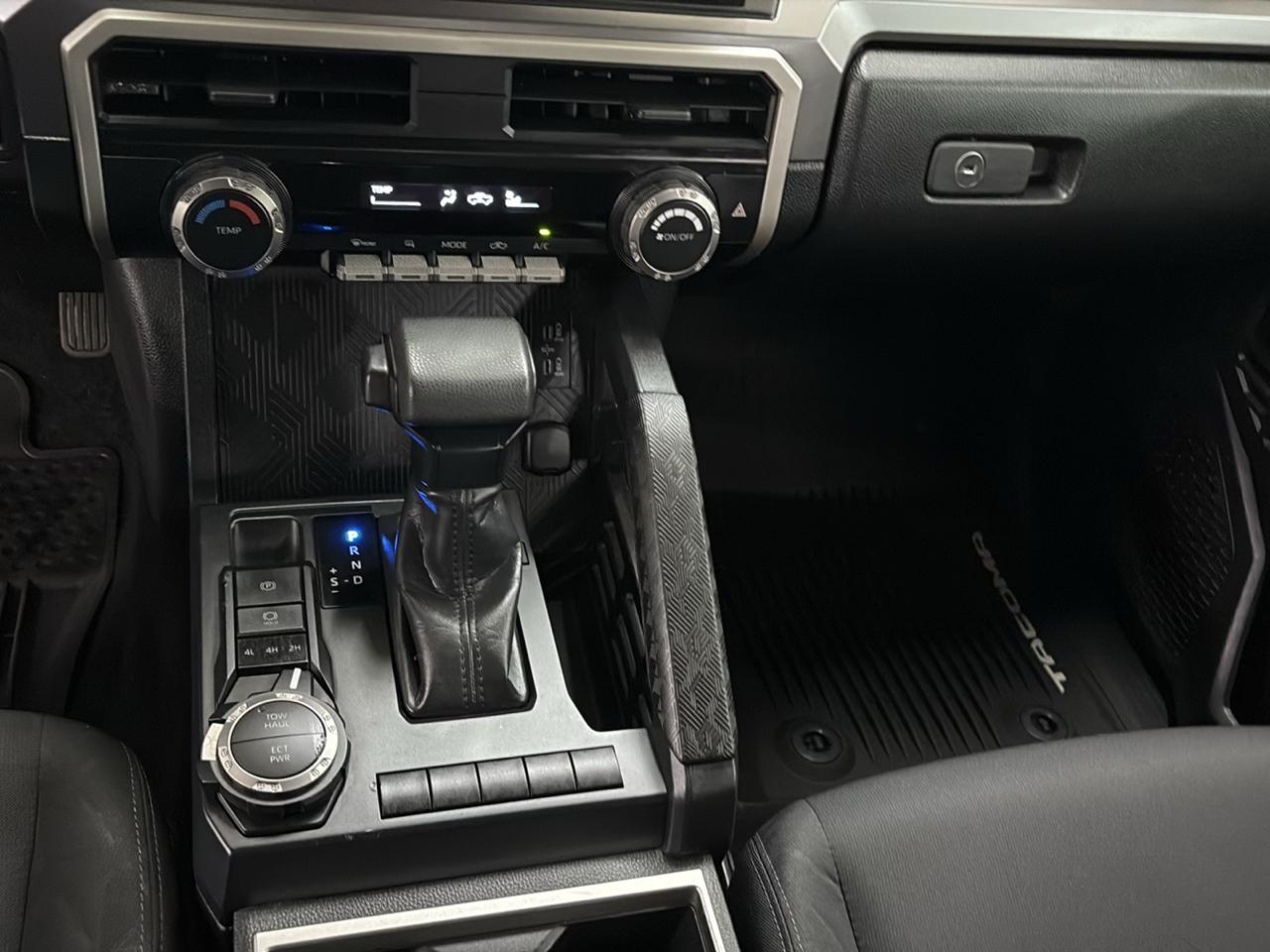 Toyota Tacoma 4WD TRD Off Road Double Cab 5' Bed MT (Natl) 2024