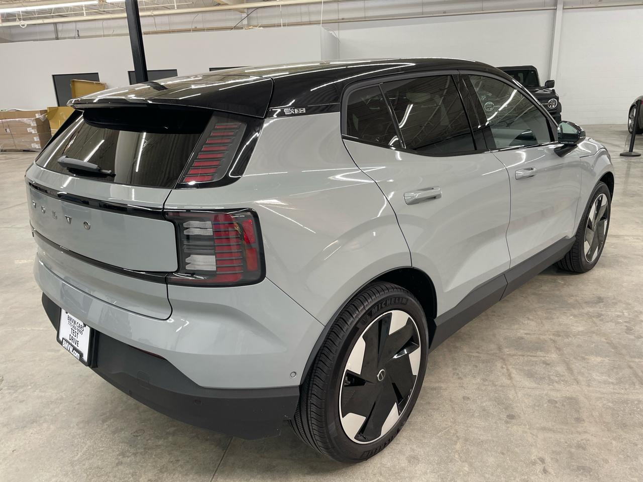 Volvo EX30 Twin Motor AWD Ultra 2025