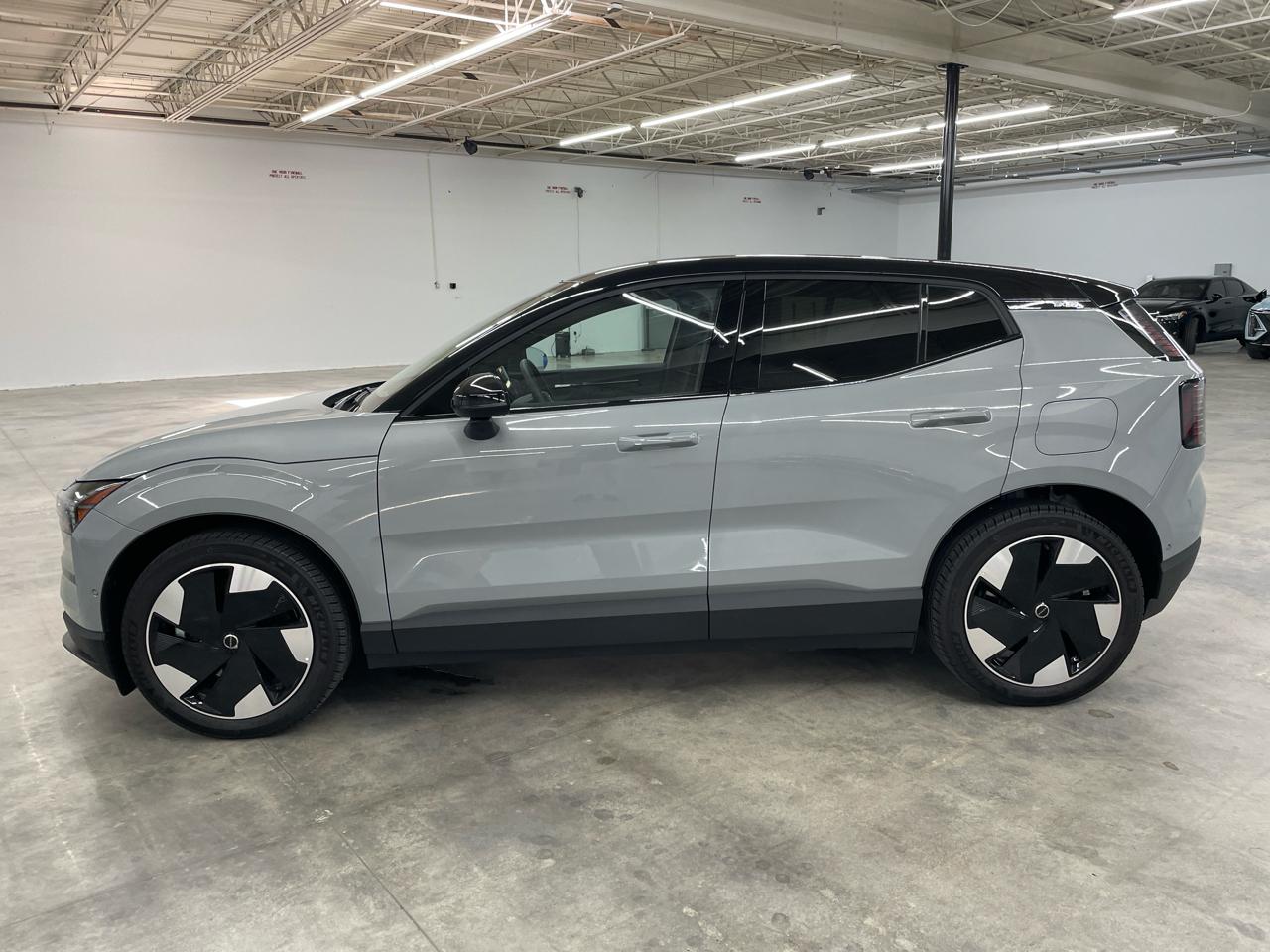 Volvo EX30 Twin Motor AWD Ultra 2025