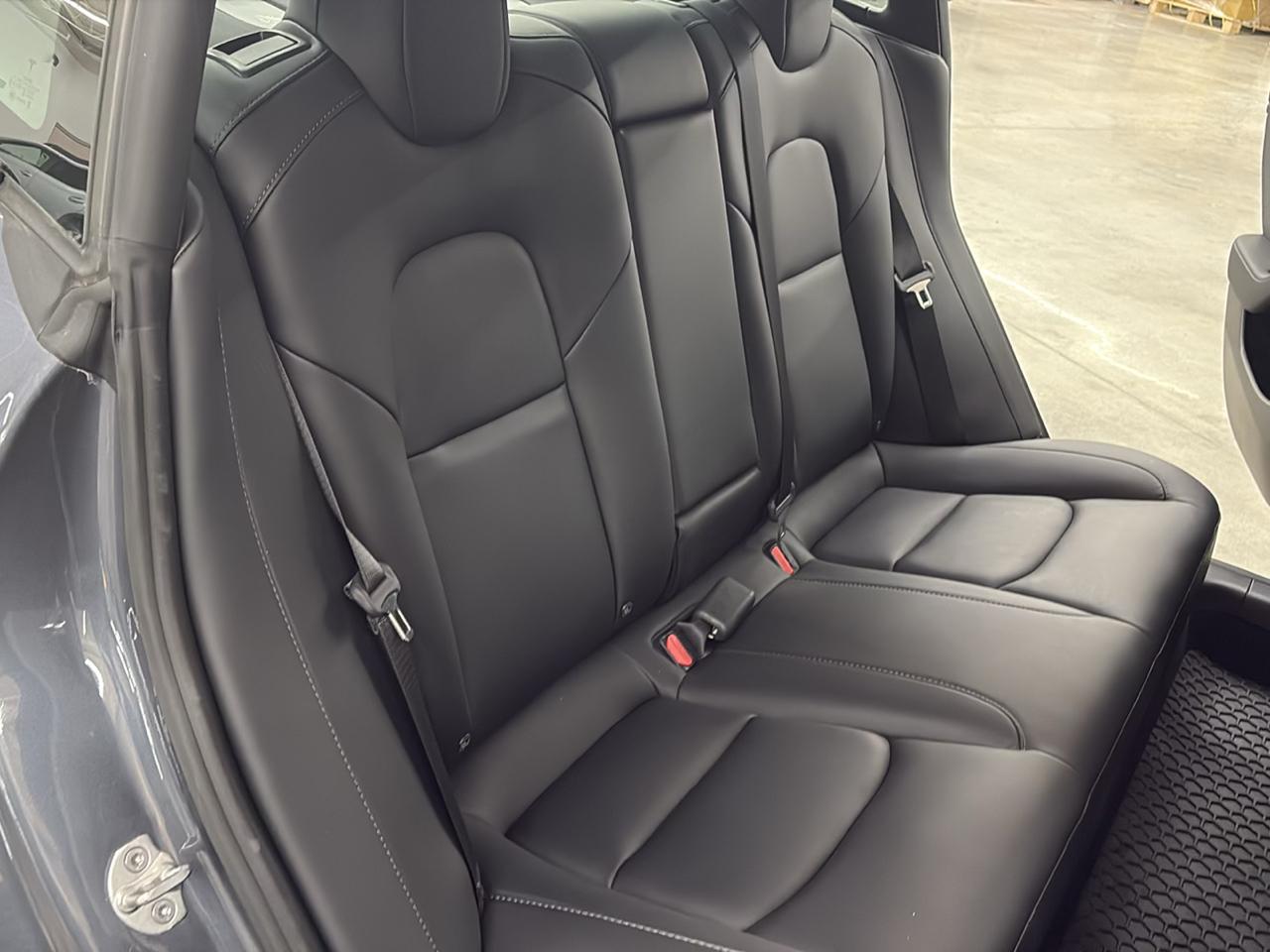 Tesla Model 3 Standard Range Plus RWD 2021