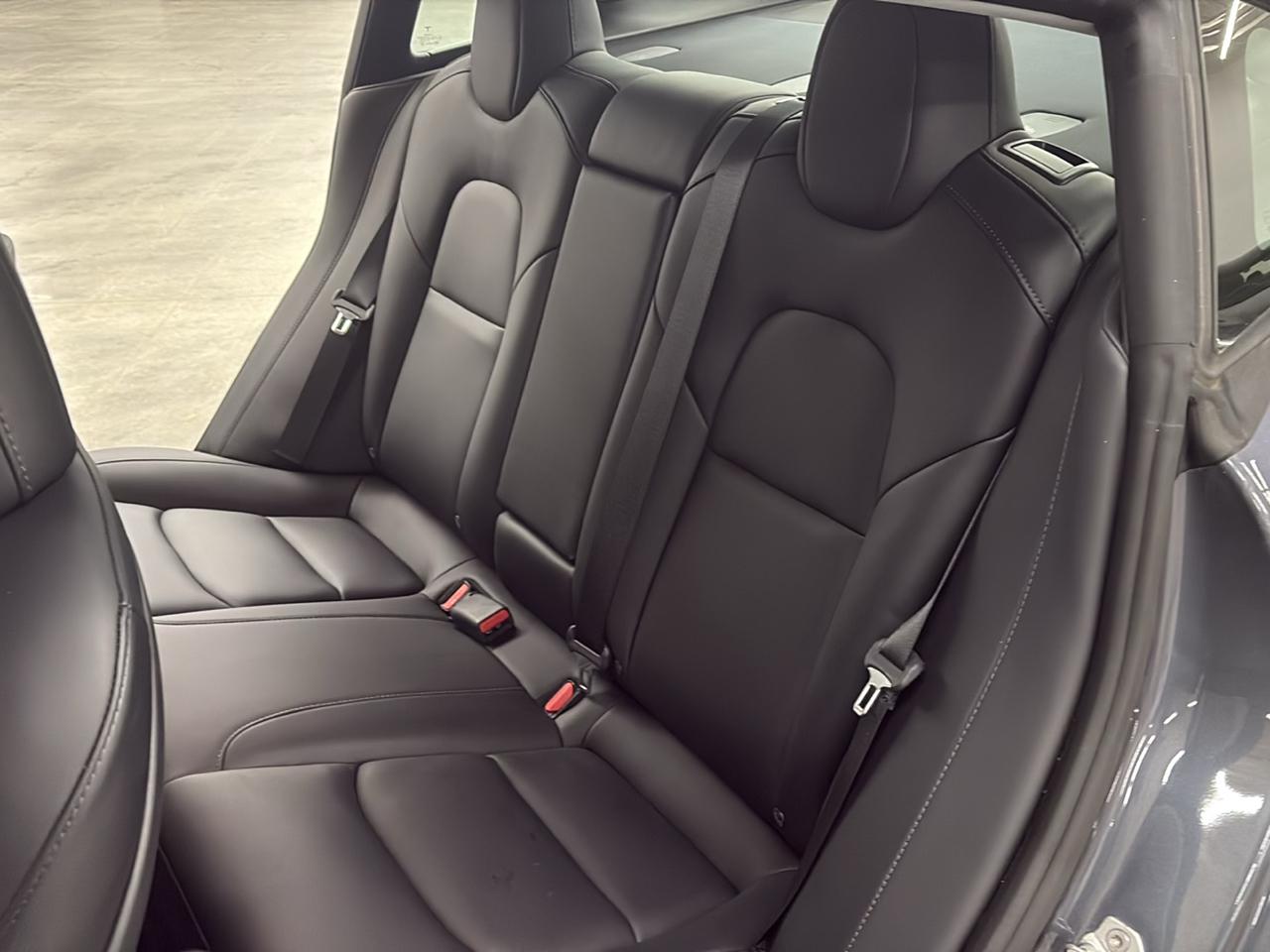 Tesla Model 3 Standard Range Plus RWD 2021