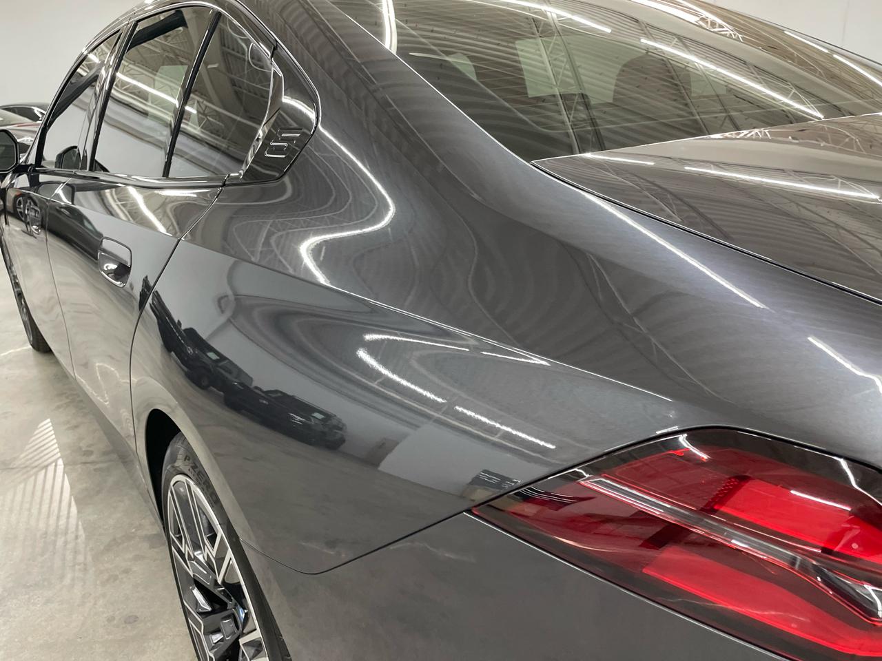 BMW i5 eDrive40 Sedan 2024