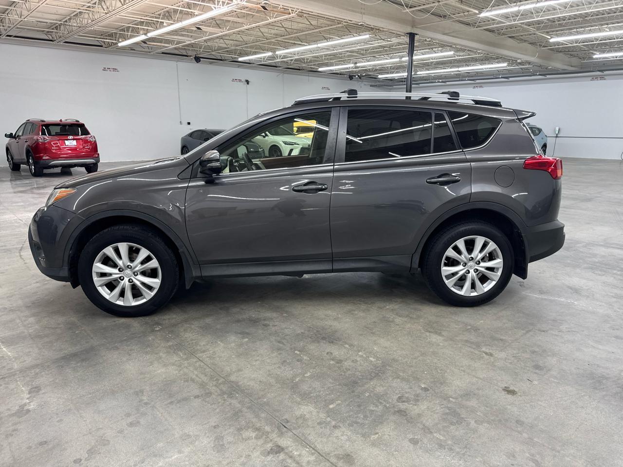 Toyota RAV4 AWD 4dr Limited (Natl) 2013
