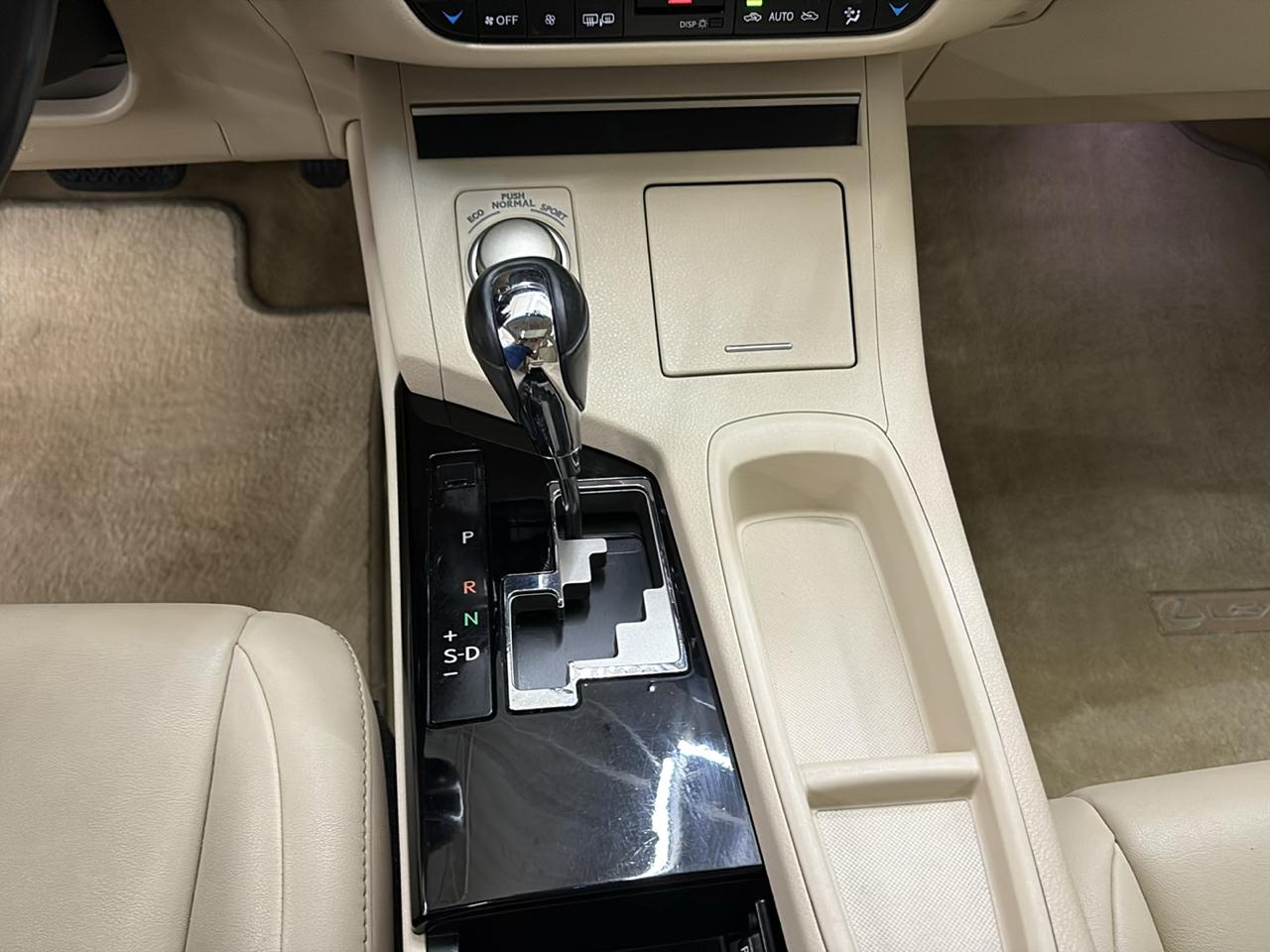 Lexus ES 350 4dr Sdn 2014