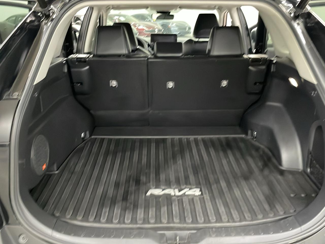 Toyota RAV4 Hybrid Limited AWD (Natl) 2023