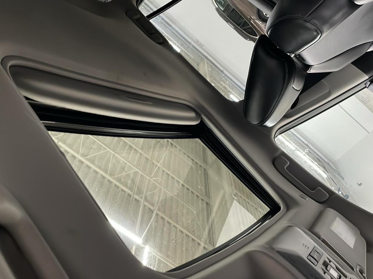 Toyota RAV4 Hybrid Limited AWD (Natl) 2023
