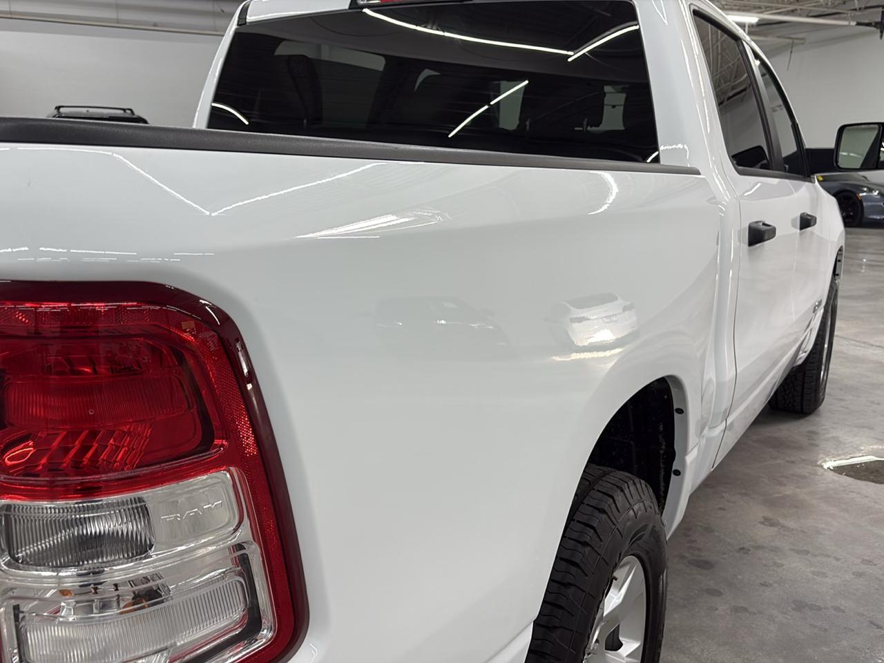 RAM 1500 Big Horn 4x4 Crew Cab 5'7" Box 2024