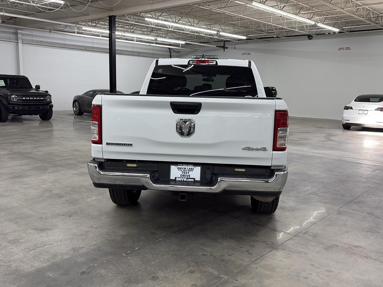 RAM 1500 Big Horn 4x4 Crew Cab 5'7" Box 2024