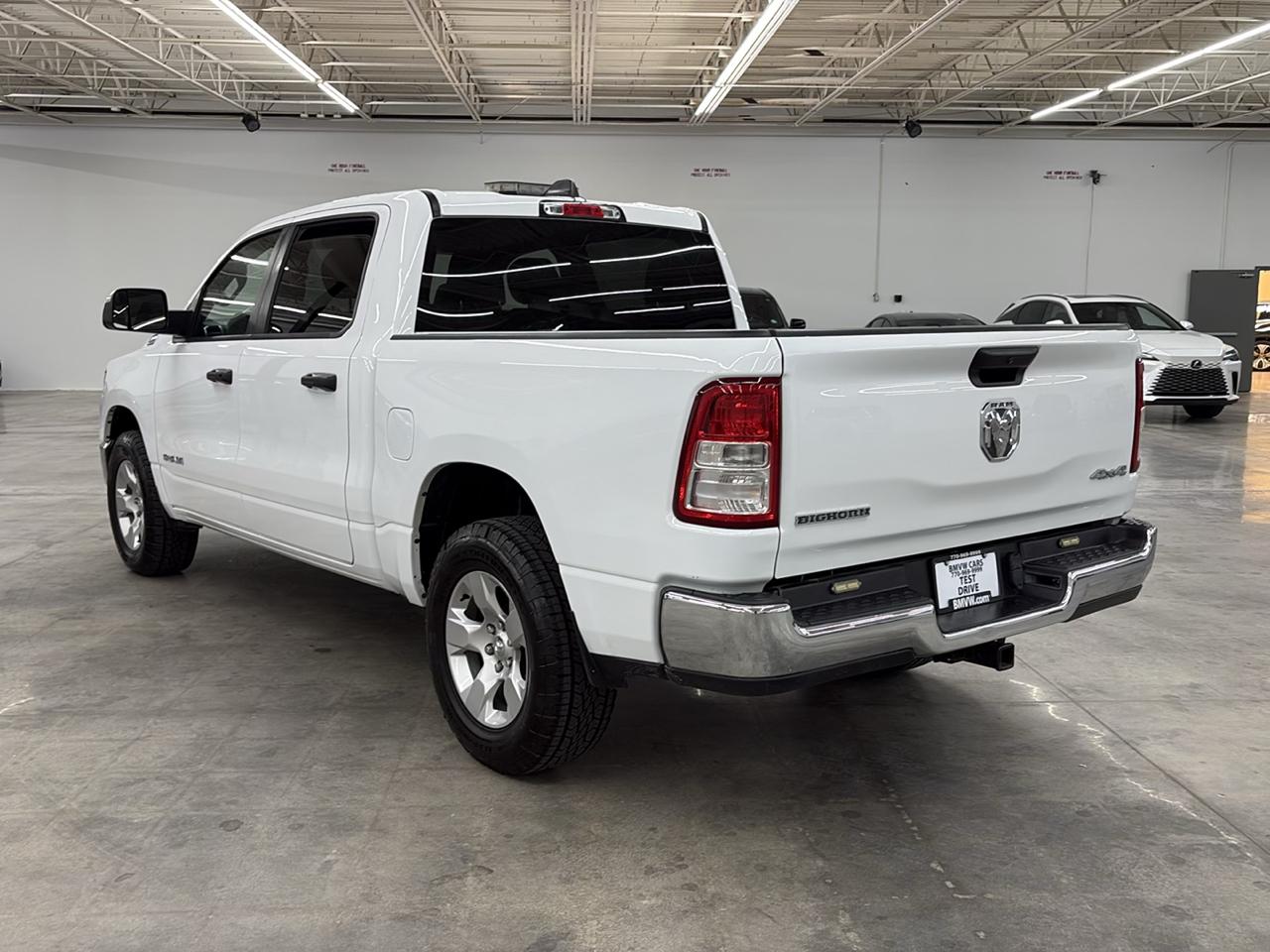 RAM 1500 Big Horn 4x4 Crew Cab 5'7" Box 2024