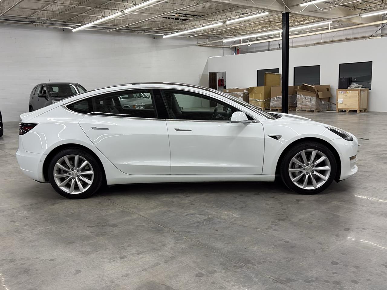 Tesla Model 3 Long Range Battery AWD 2018