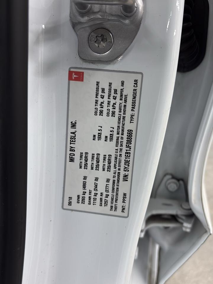 Tesla Model 3 Long Range Battery AWD 2018