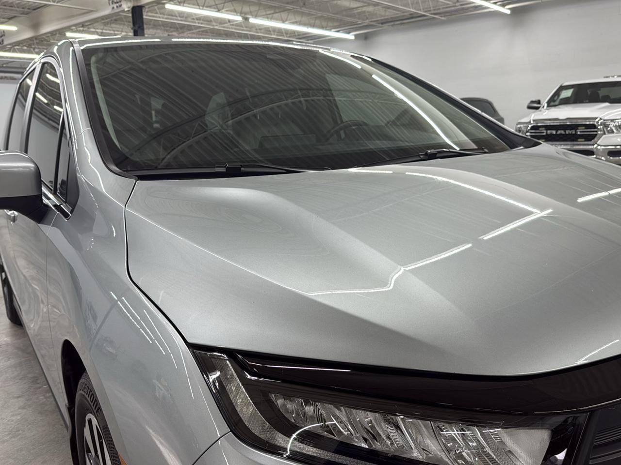 Honda Odyssey EX-L Auto 2025
