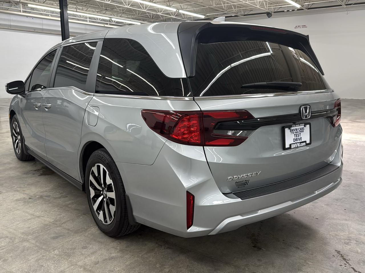 Honda Odyssey EX-L Auto 2025