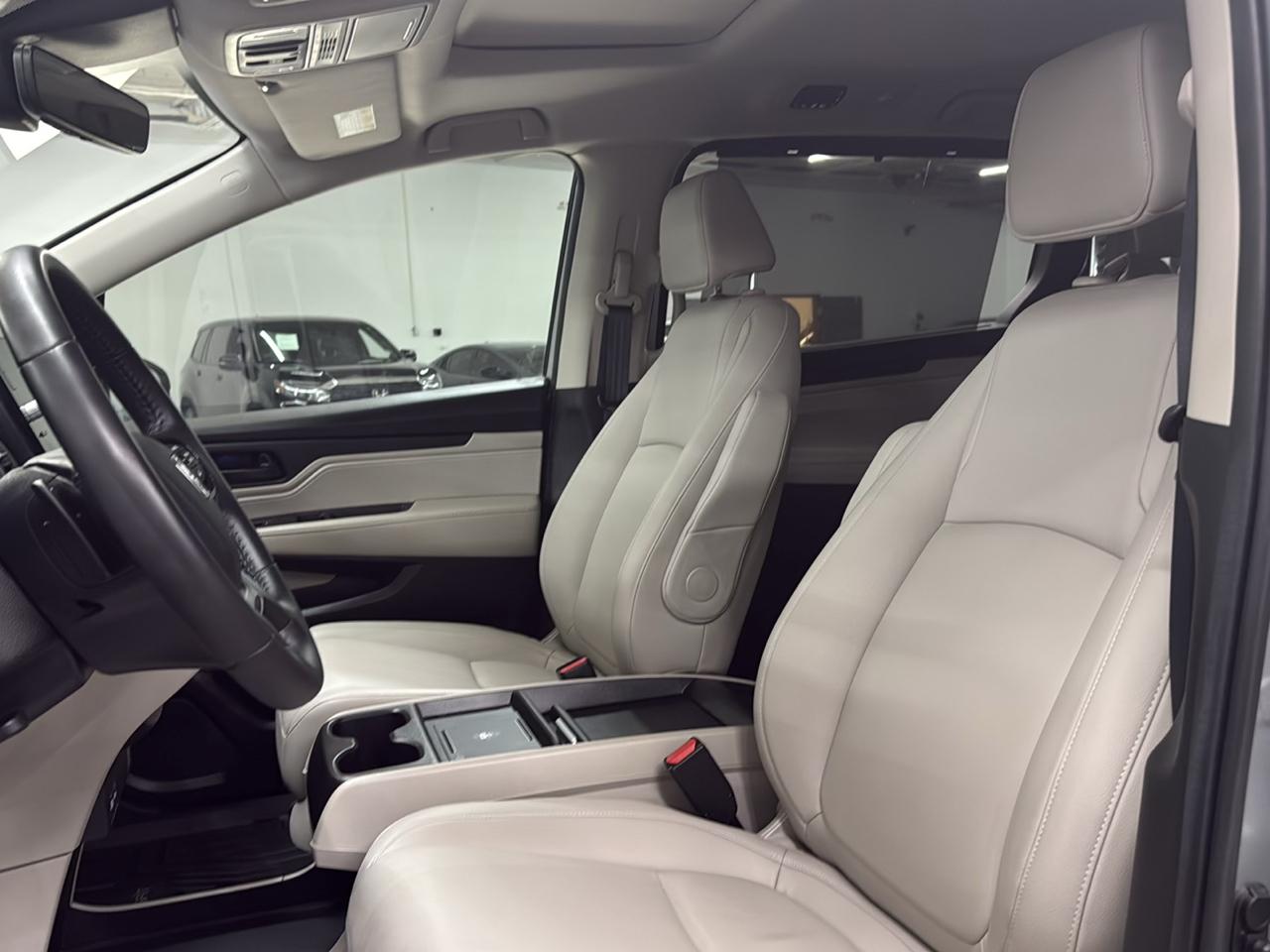 Honda Odyssey EX-L Auto 2025