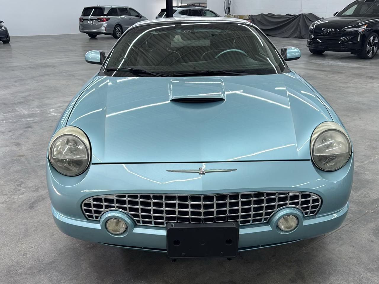 Ford Thunderbird 2dr Conv w/Hardtop Deluxe 2002