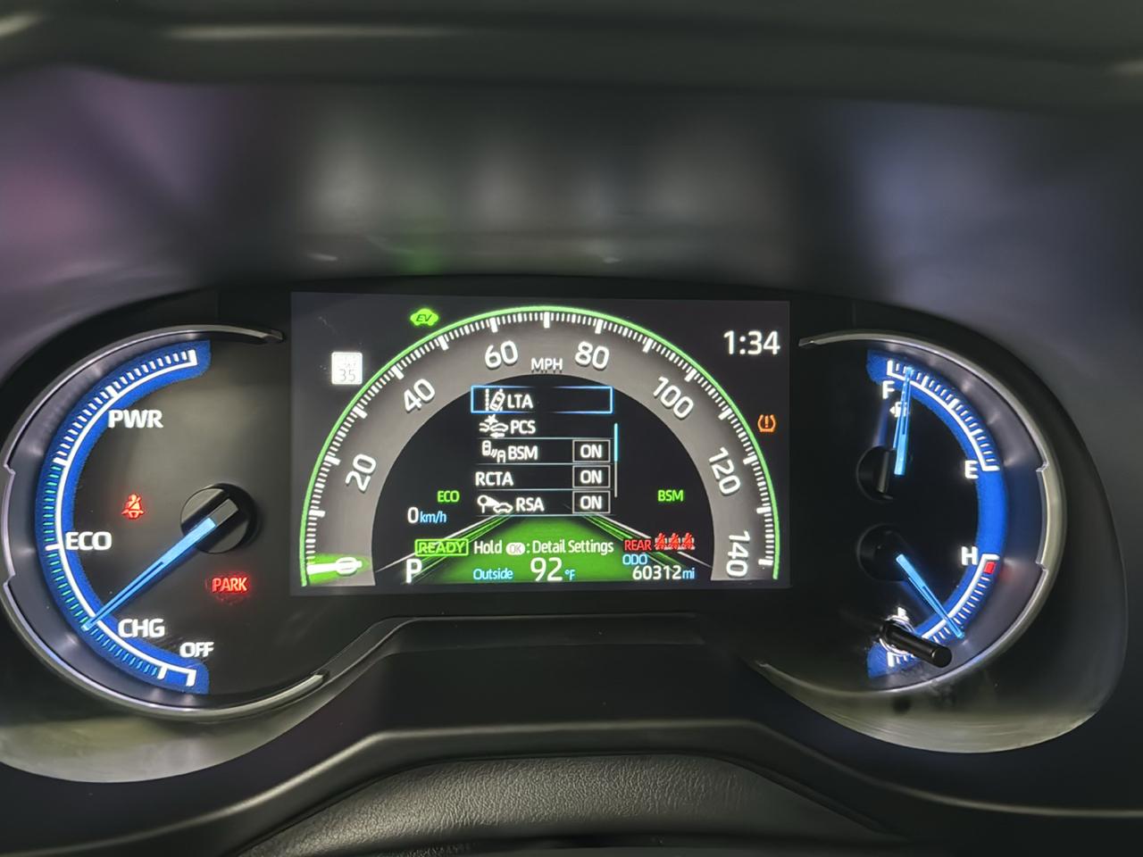 Toyota RAV4 Hybrid XLE AWD (Natl) 2024