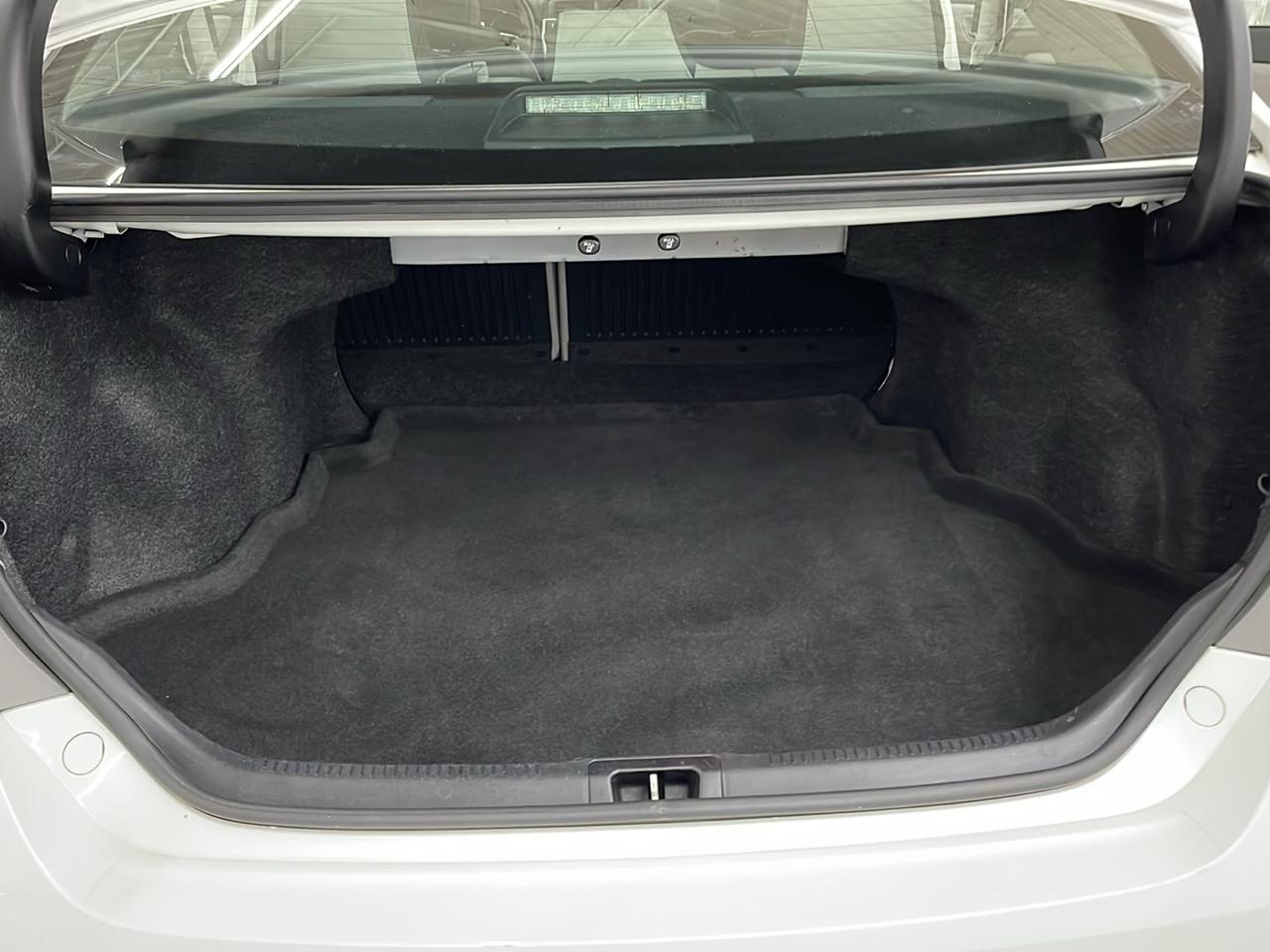 Toyota Camry 4dr Sdn I4 Auto XSE (Natl) 2015