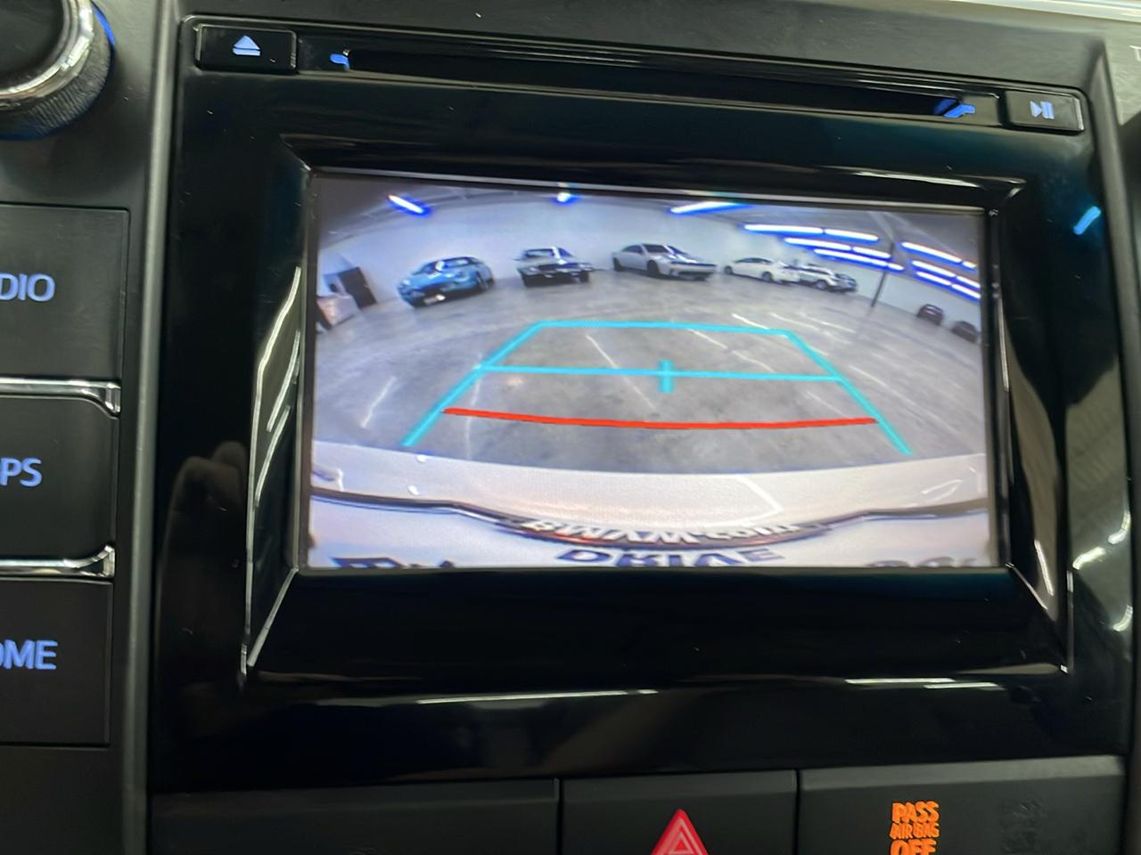 Toyota Camry 4dr Sdn I4 Auto XSE (Natl) 2015