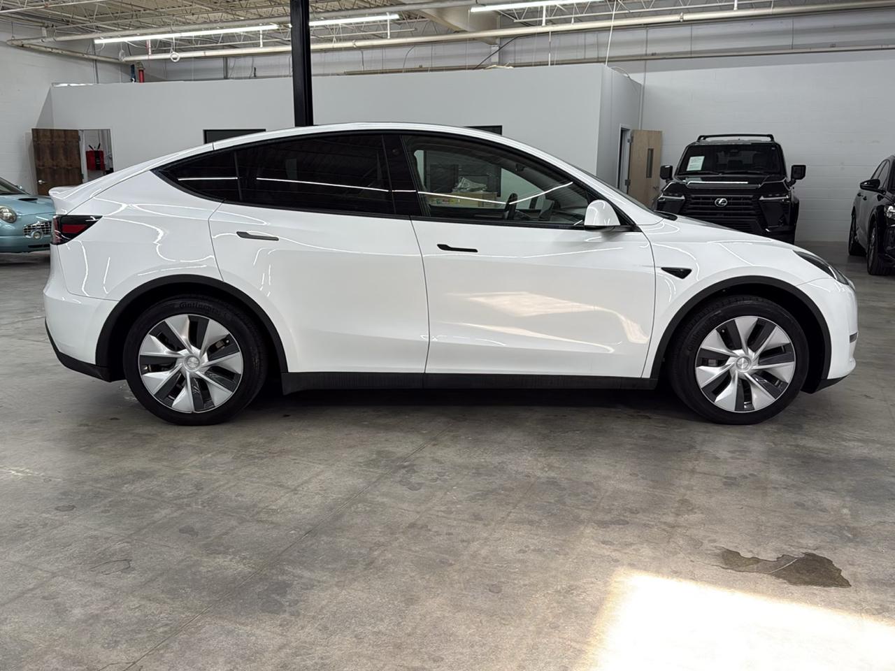 Tesla Model Y Long Range AWD 2023