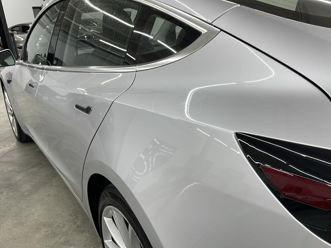Tesla Model 3 Long Range Battery RWD 2018