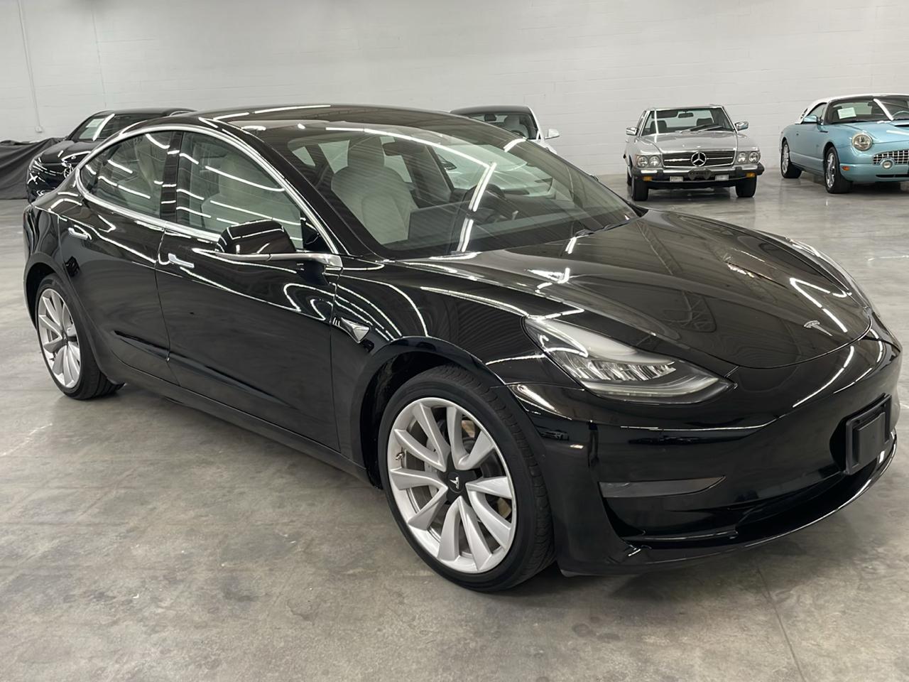 Tesla Model 3 Standard Range Plus 2019