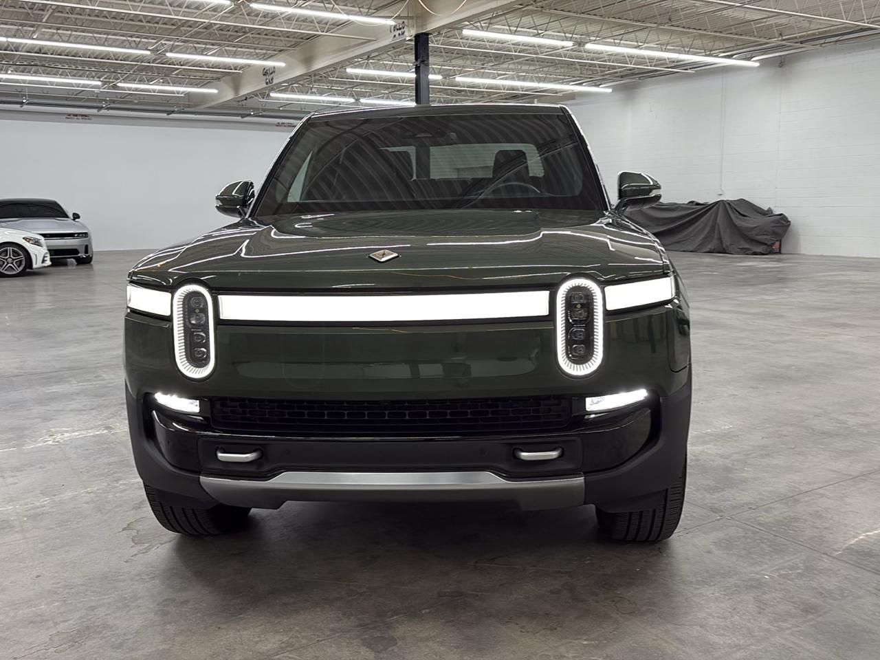 Rivian R1T Adventure 2024