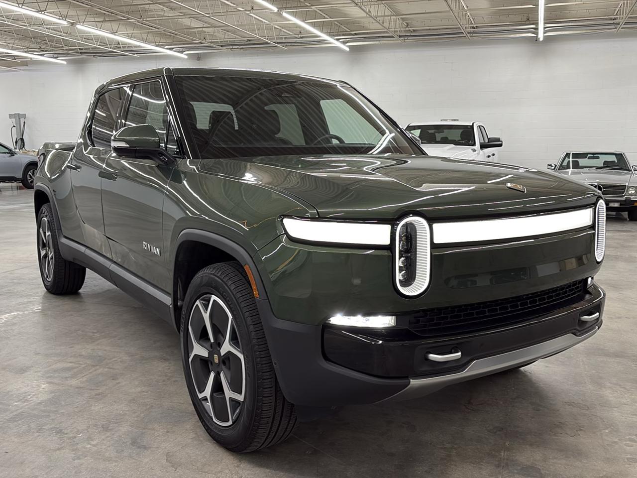 Rivian R1T Adventure 2024
