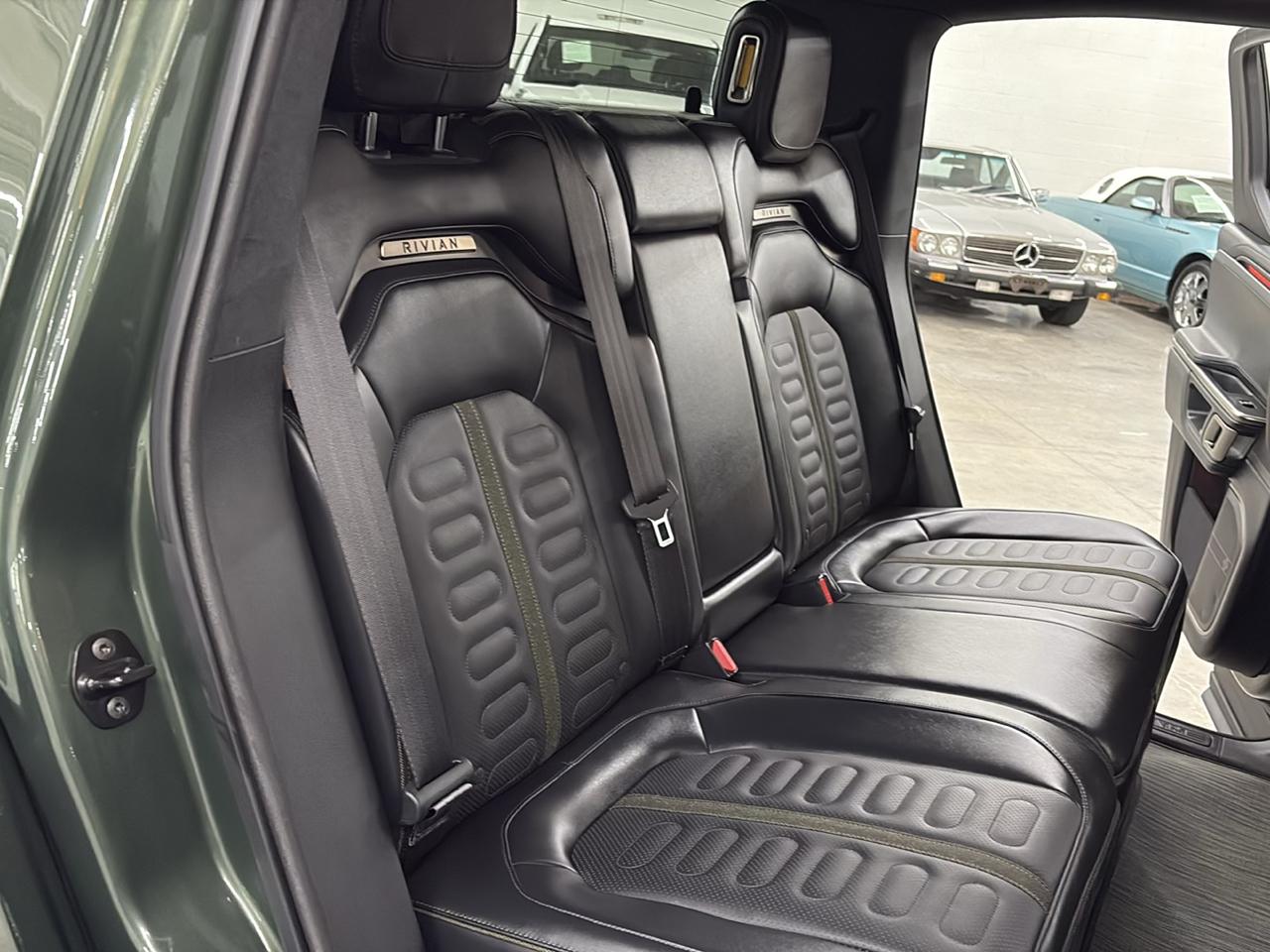 Rivian R1T Adventure 2024