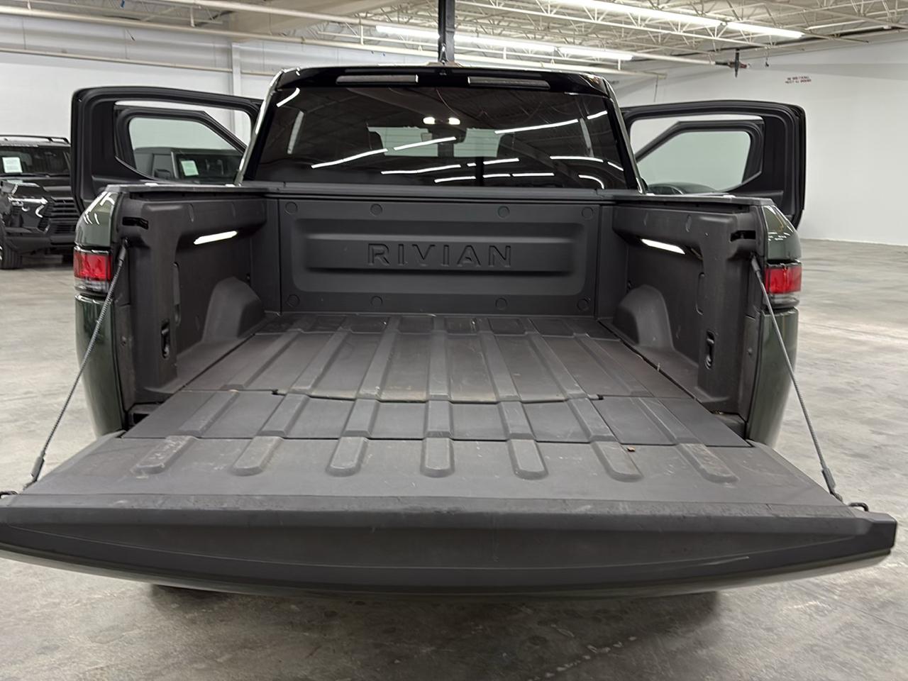 Rivian R1T Adventure 2024