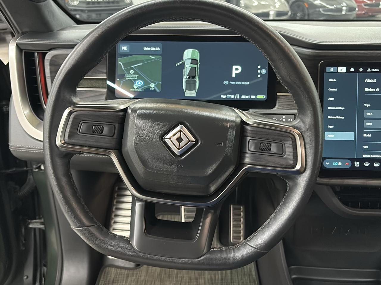 Rivian R1T Adventure 2024