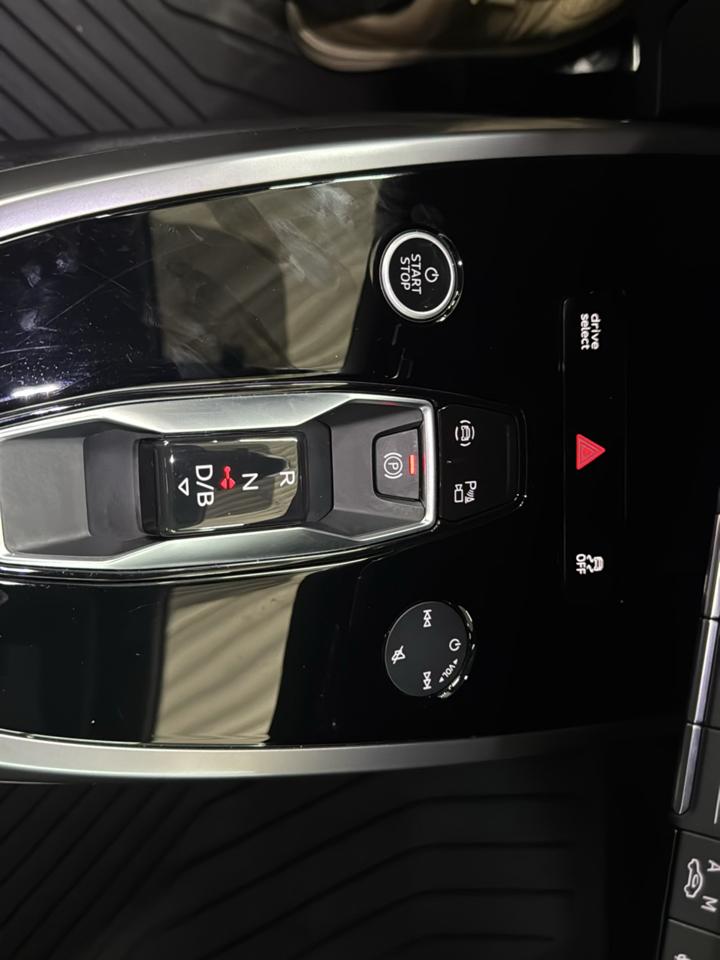 Audi Q4 e-tron Premium Plus 40 RWD 2023