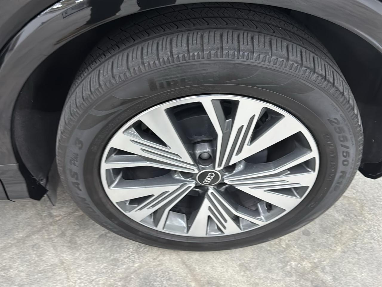 Audi Q4 e-tron Premium Plus 40 RWD 2023