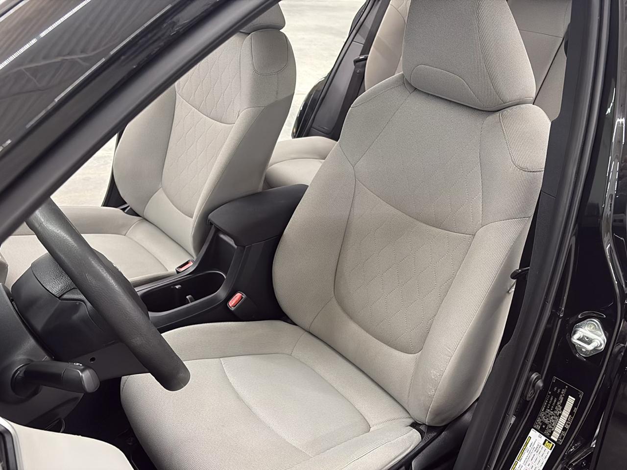 Toyota Corolla Cross L 2WD (Natl) 2024