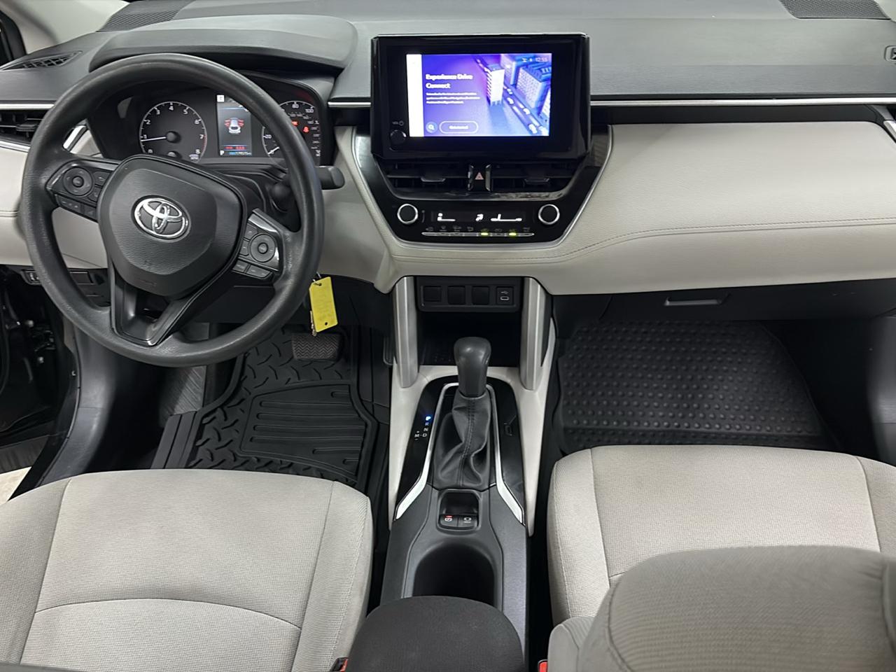 Toyota Corolla Cross L 2WD (Natl) 2024