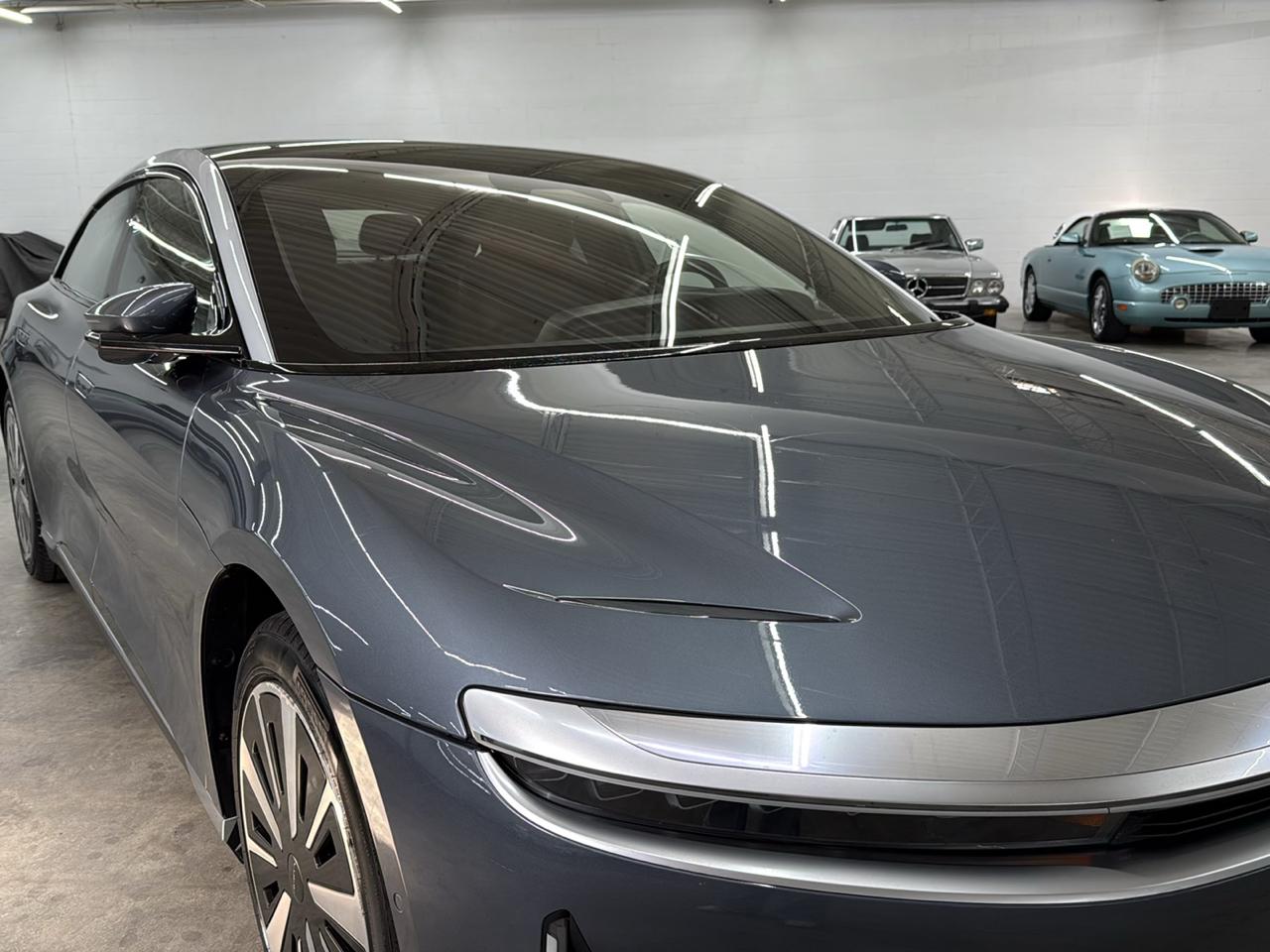 Lucid Air Touring AWD 2025