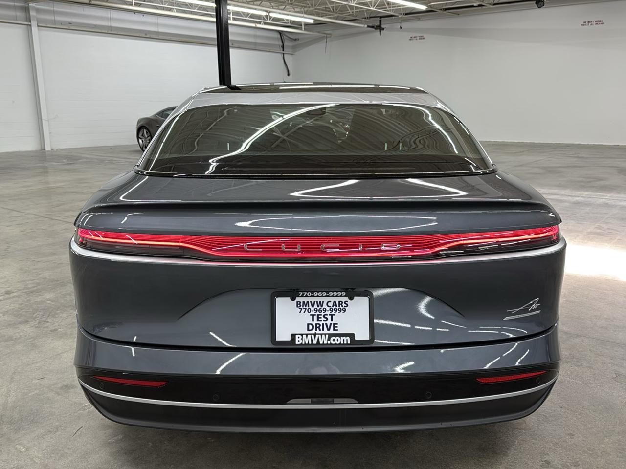 Lucid Air Touring AWD 2025