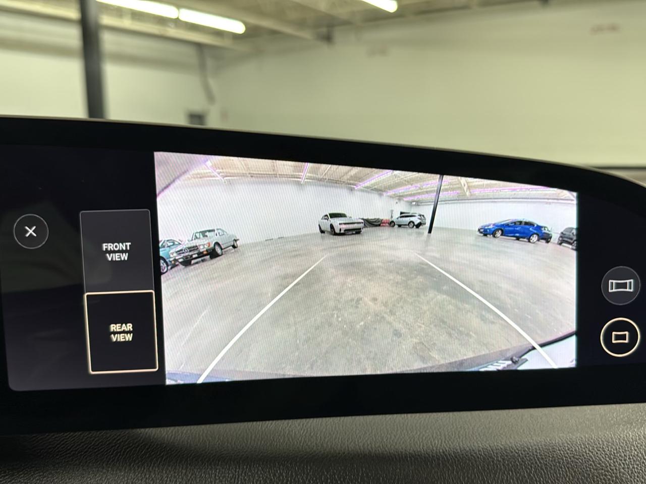 Lucid Air Touring AWD 2025