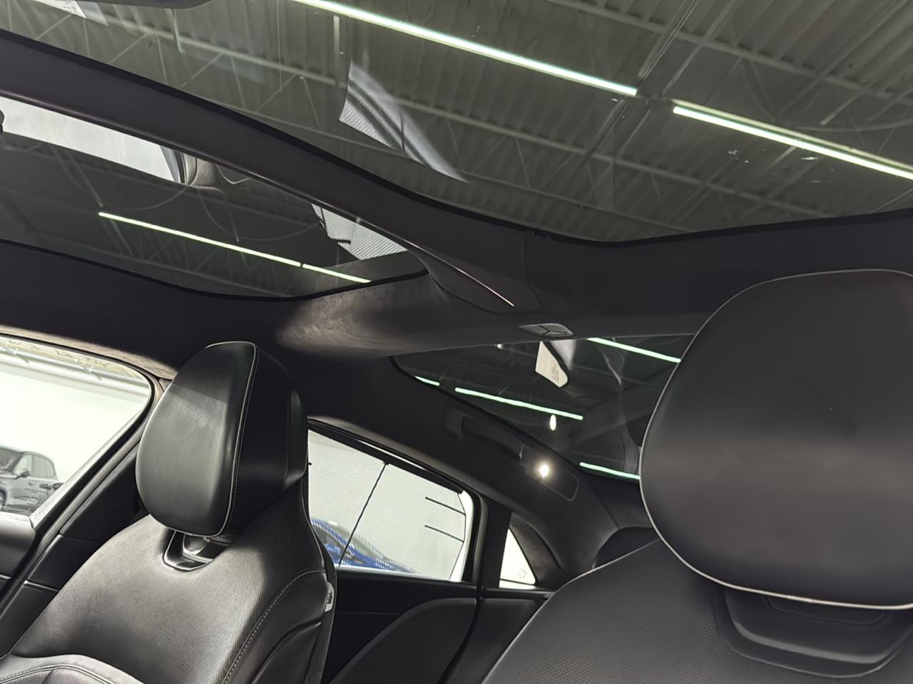 Lucid Air Touring AWD 2025