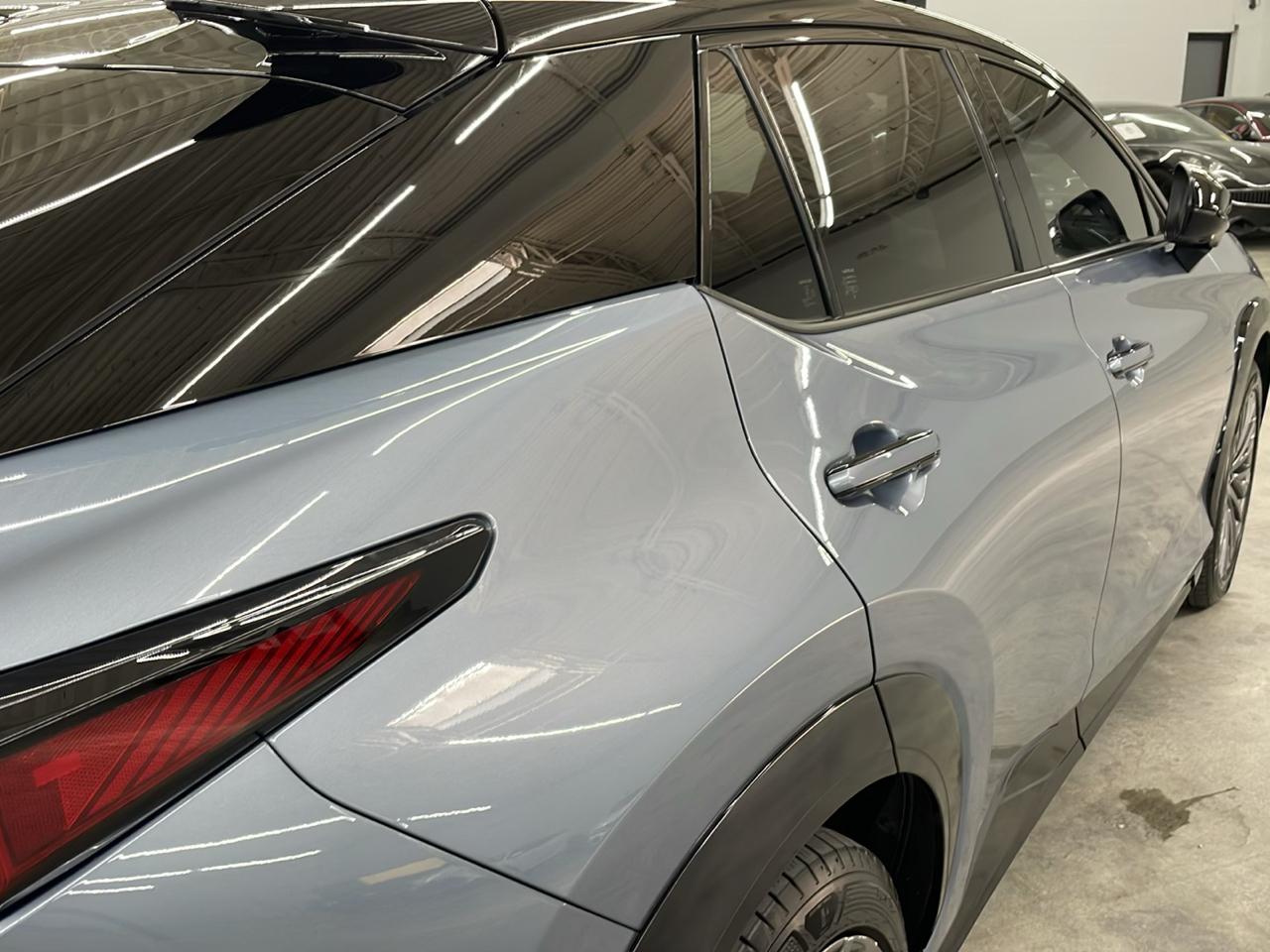 Lexus RZ RZ 450e Luxury AWD 2023