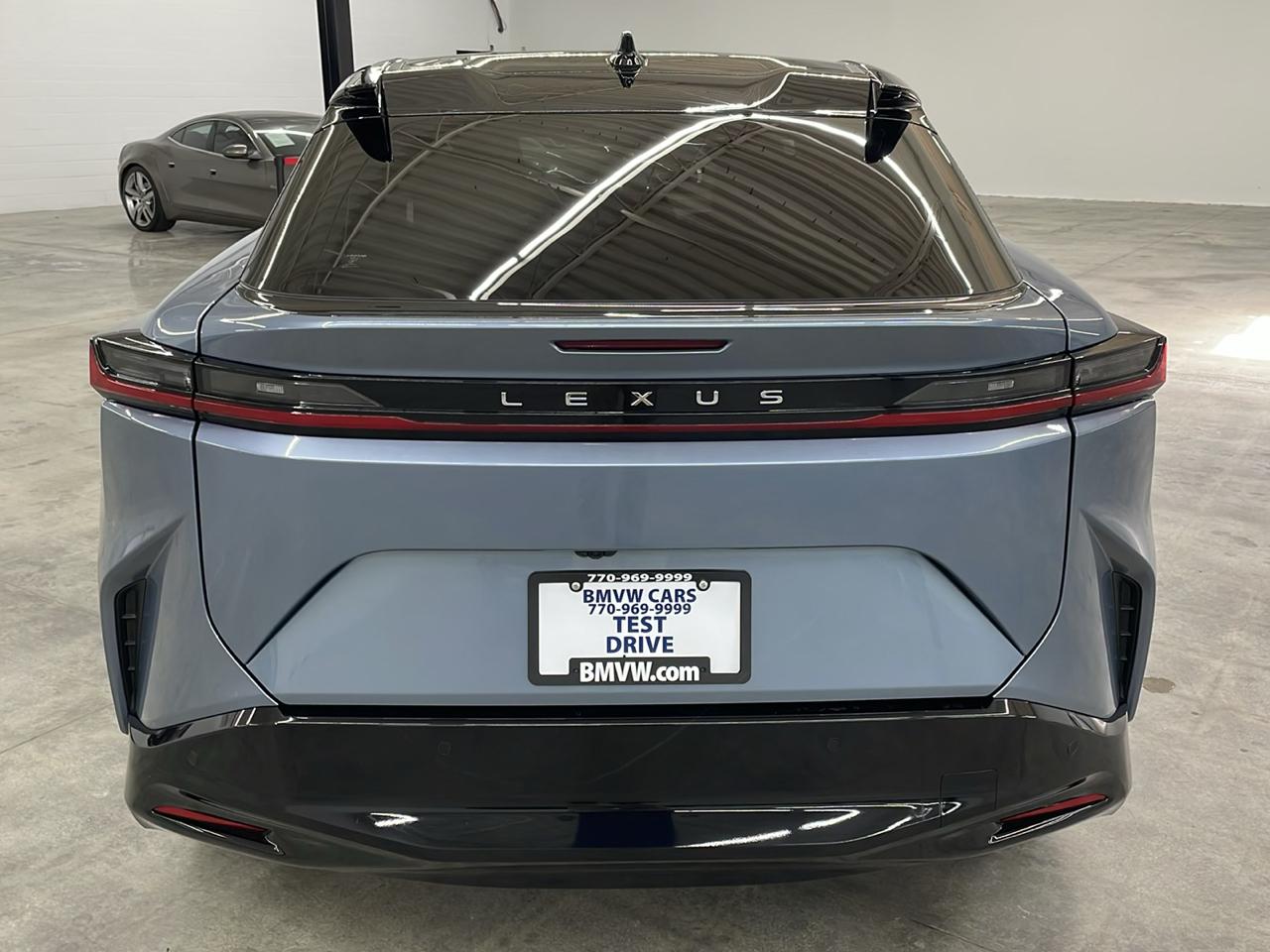 Lexus RZ RZ 450e Luxury AWD 2023